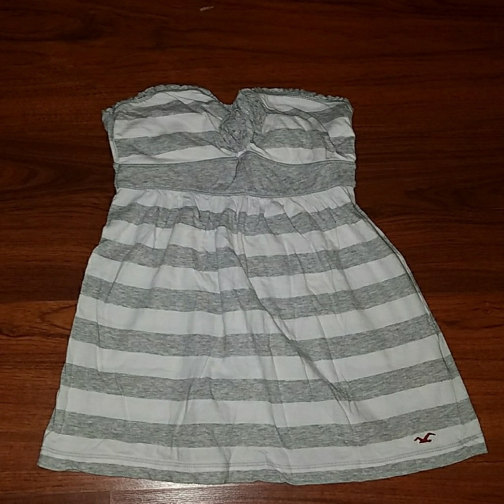 Hollister grey and white, flowy strapless top